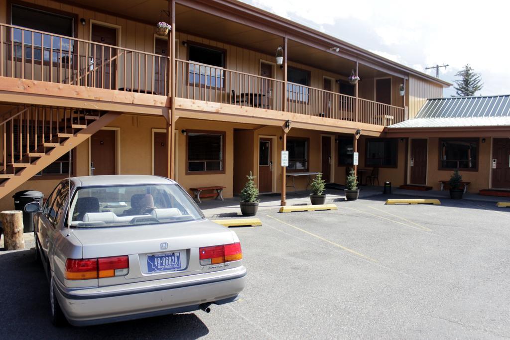 Country Motor Inn Livingston Ngoại thất bức ảnh