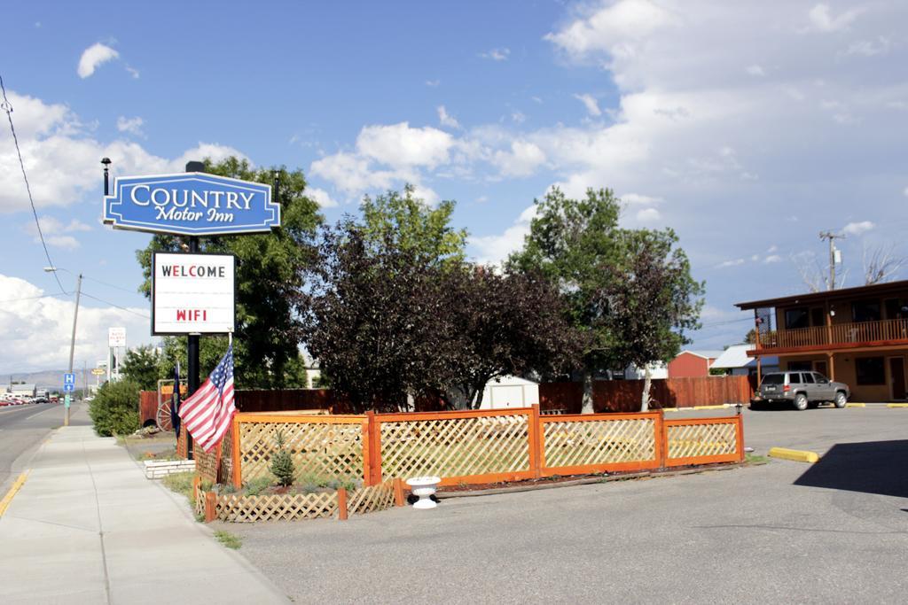 Country Motor Inn Livingston Ngoại thất bức ảnh