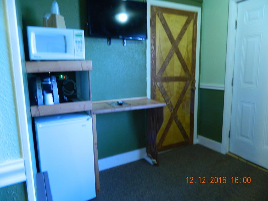 Country Motor Inn Livingston Ngoại thất bức ảnh